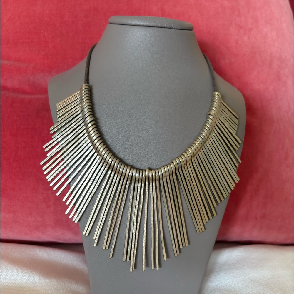 Elegant Gold Statement Necklace by Mythologie